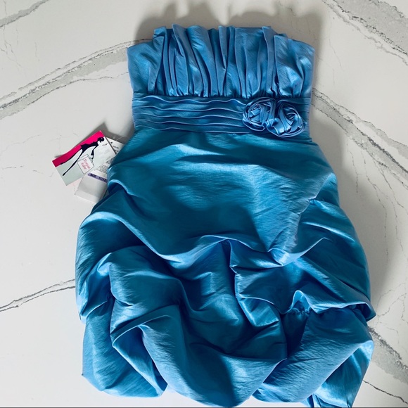 Morgan 4 Ever Dresses & Skirts - Morgan 4 Ever Strapless Lilac Dress Jr 11/12 NWT